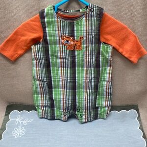 Carters 0-3 Months Romper Shorts with Matching Bodysuit Lion Themed